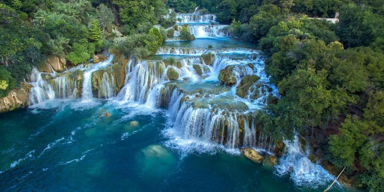 הוילה Gulin Mediterranean Olive Waterfallskrka-Croatia מראה חיצוני תמונה