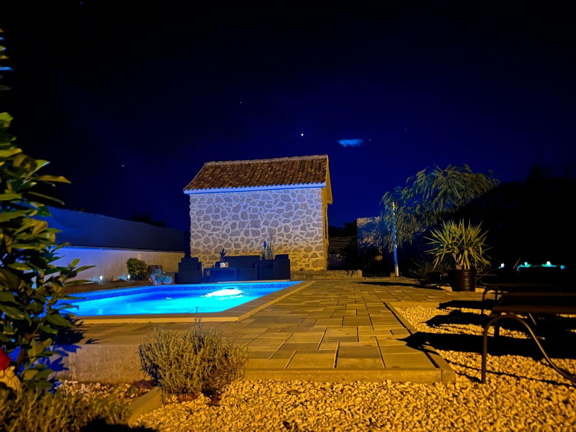 הוילה Gulin Mediterranean Olive Waterfallskrka-Croatia מראה חיצוני תמונה